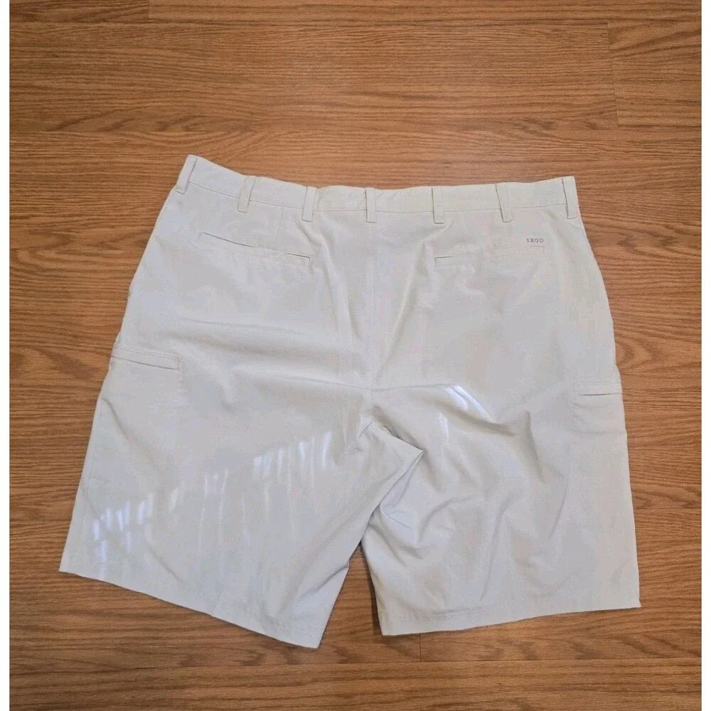 Izod Mens Light Beige Golf Multi Pocket Cargo Shorts Big & Tall Size 44 (14065)